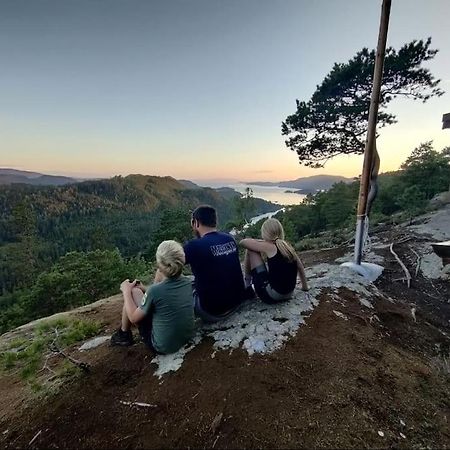 Idyllisk Minihus I Landlige Omgivelser - Med 5 Sengeplasser Og Parkering Asen Екстер'єр фото