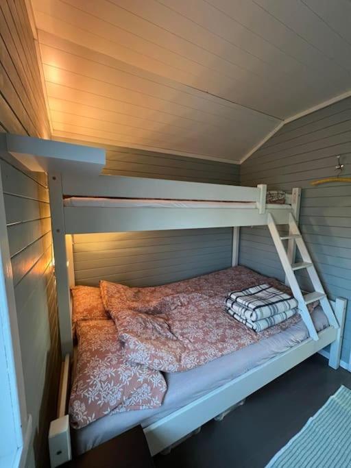 Idyllisk Minihus I Landlige Omgivelser - Med 5 Sengeplasser Og Parkering Asen Екстер'єр фото